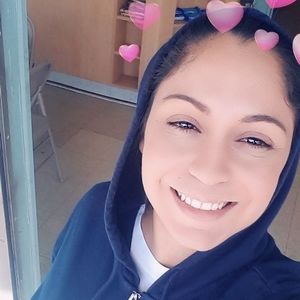 Meet your Posher, Evette